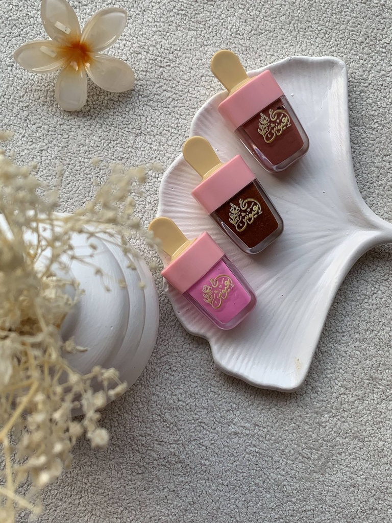 Liquid blusher